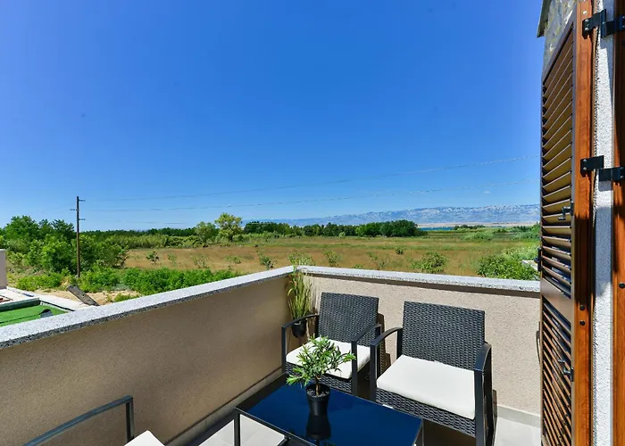 Rea 4 With Heated Pool *