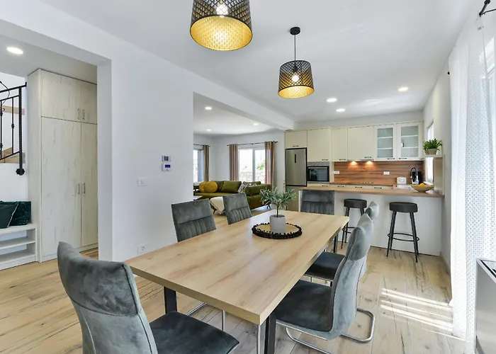 Rea 4 With Heated Pool * 프리블라카