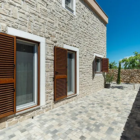 Rea 4 With Heated Pool Villa Privlaka (Zadar)