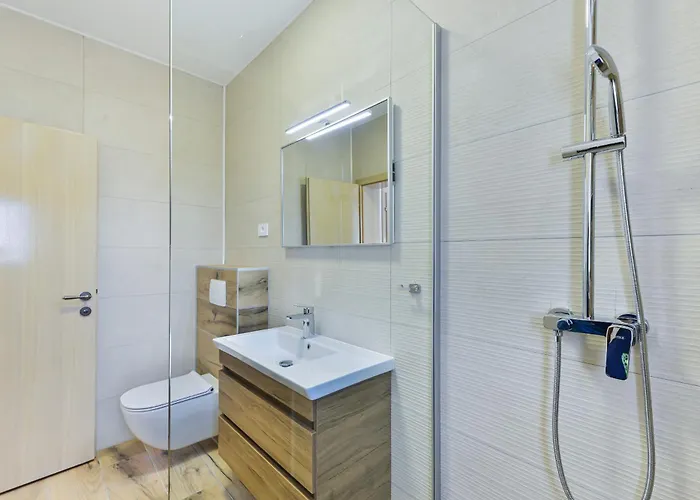 Rea 4 With Heated Pool * Privlaka (Zadar)